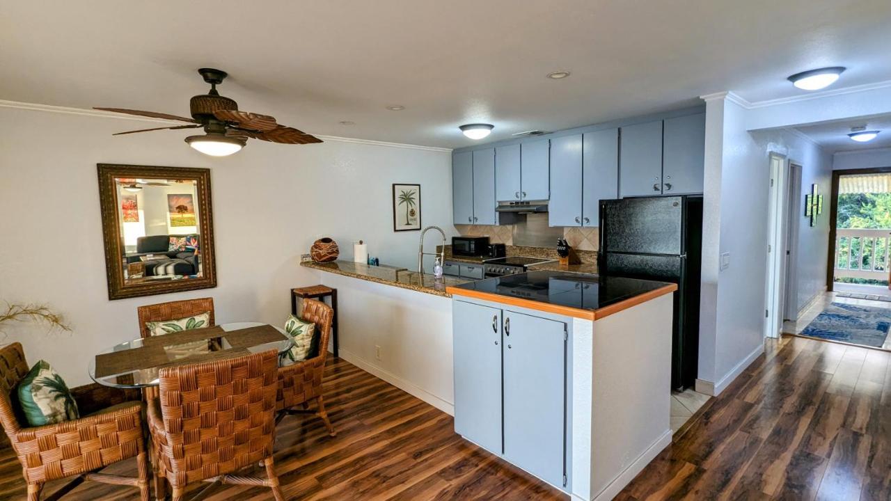 Seaspray Oceanview Apartment Kailua-Kona Exterior photo