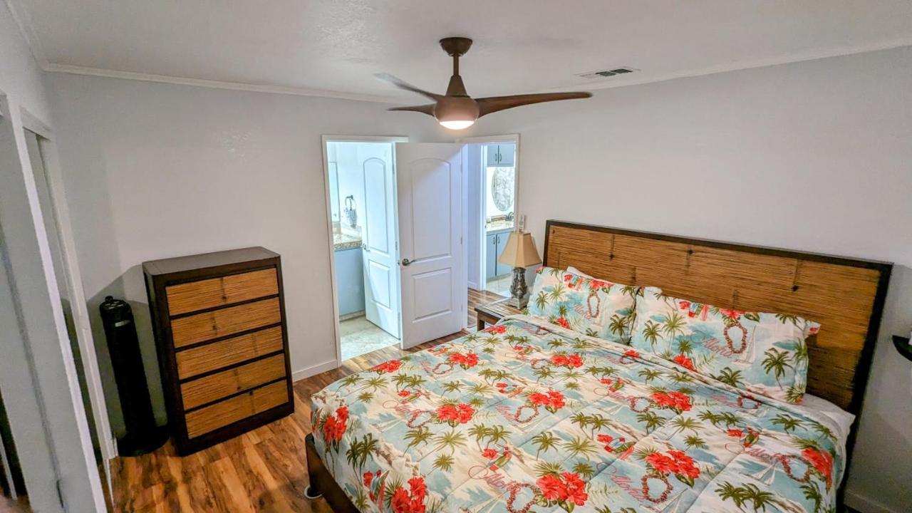 Seaspray Oceanview Apartment Kailua-Kona Exterior photo