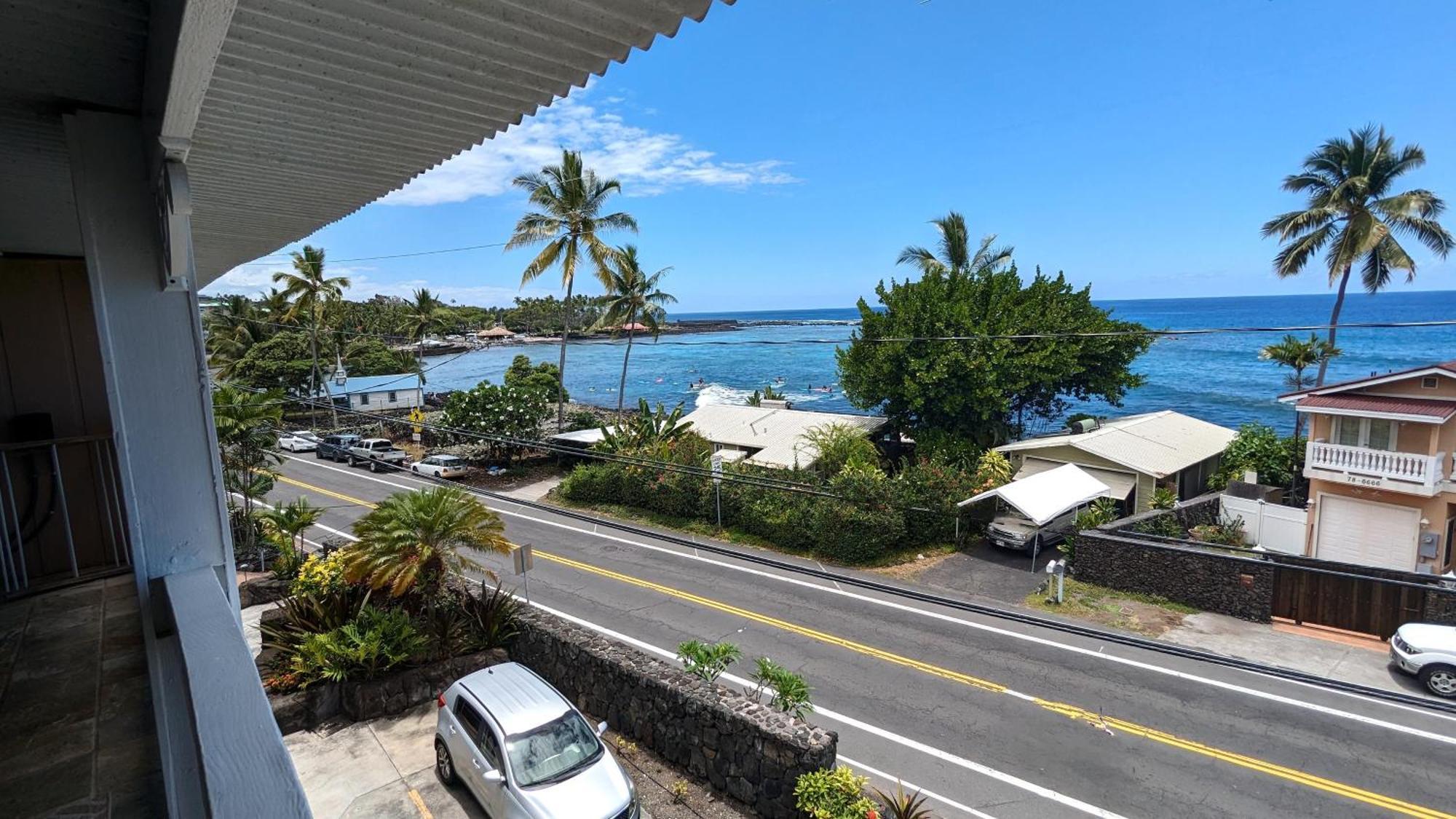 Seaspray Oceanview Apartment Kailua-Kona Exterior photo